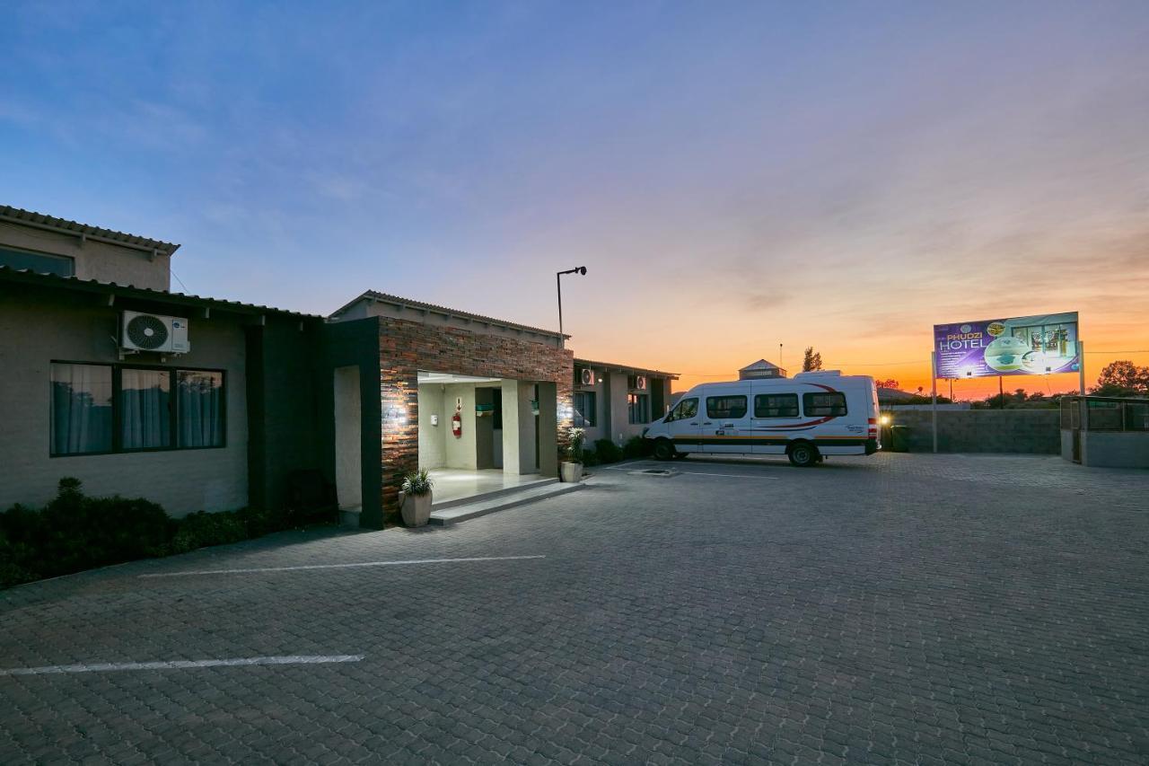 Phudzi Hotel Letlhakane 外观 照片
