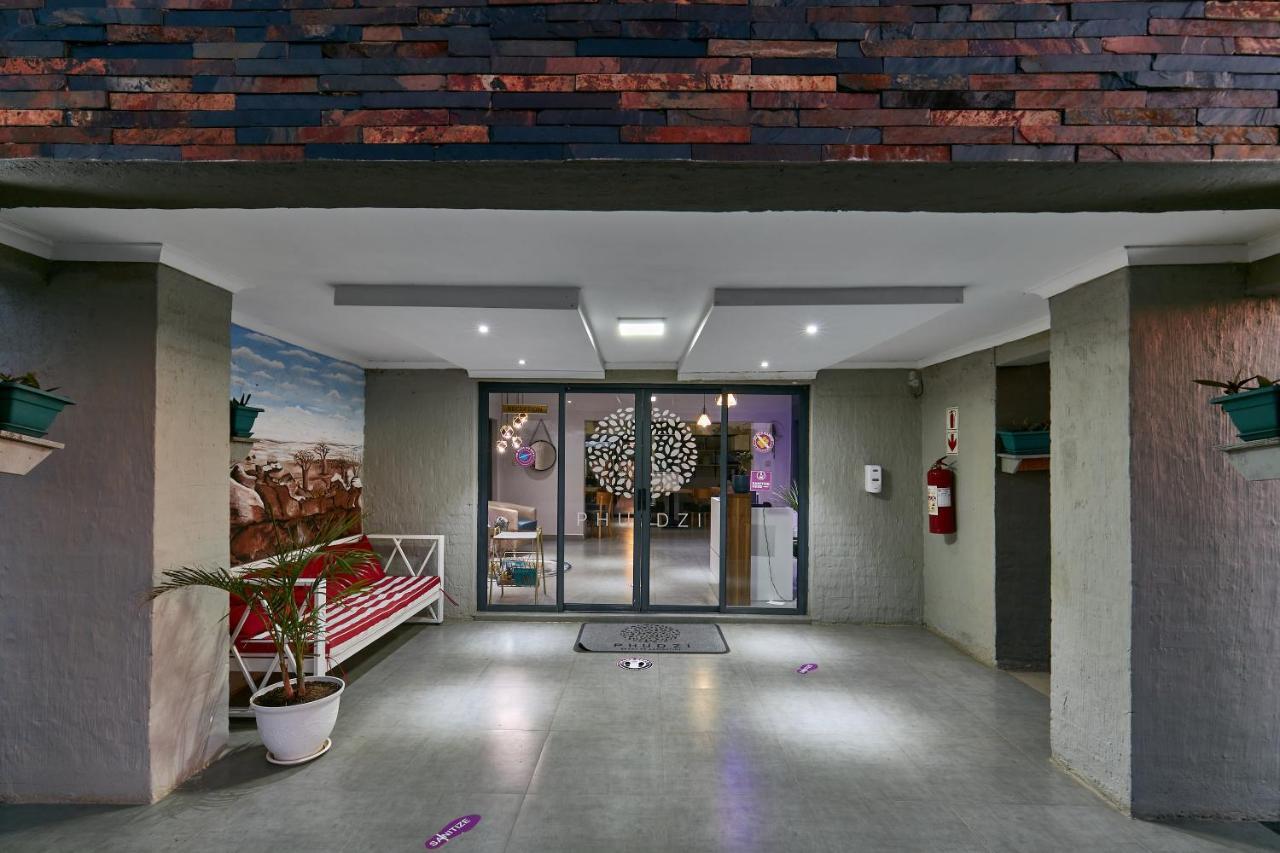 Phudzi Hotel Letlhakane 外观 照片